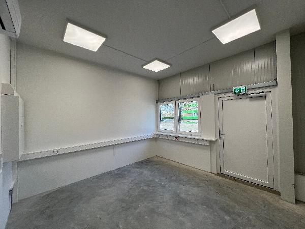 IMG_9196 Innenansicht Büro.JPG