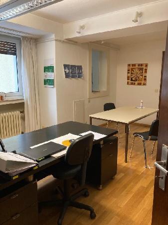 Buro 3.jpg